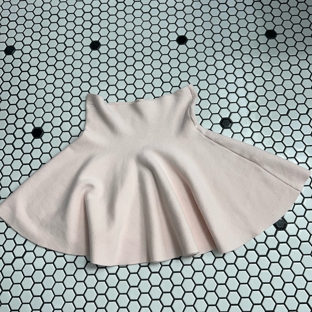 Subdued skirt made in Italy size small